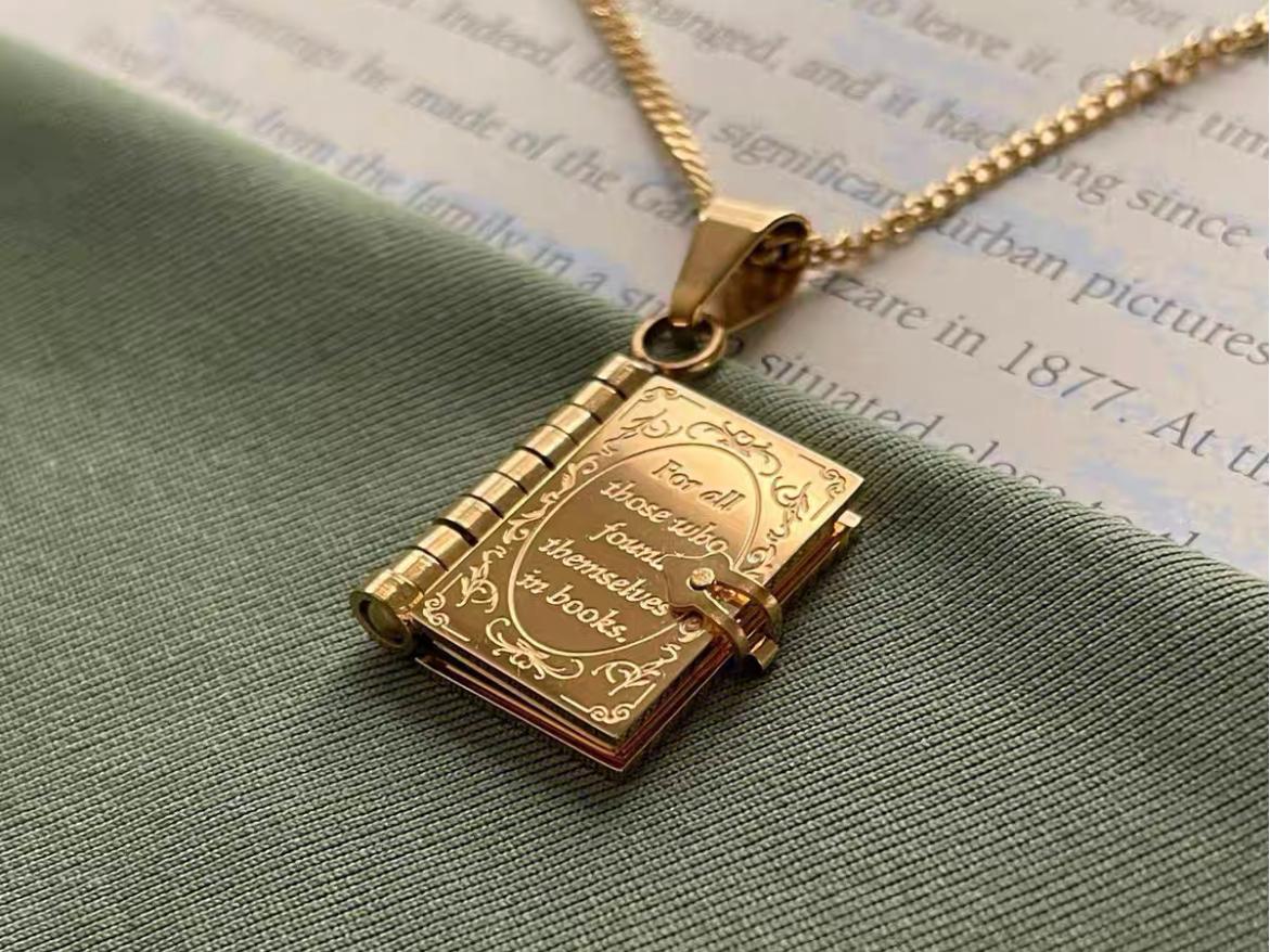 Book Lovers Necklace
